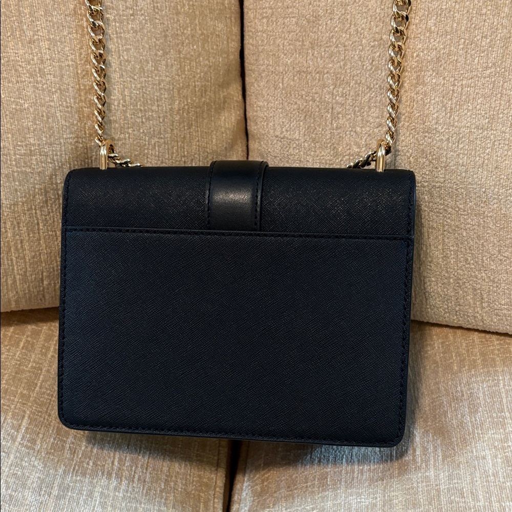 Michael Kors Black Crossbody Bag with Gold Chain - Picture 3 of 16